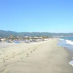 艾琳娜公寓酒店